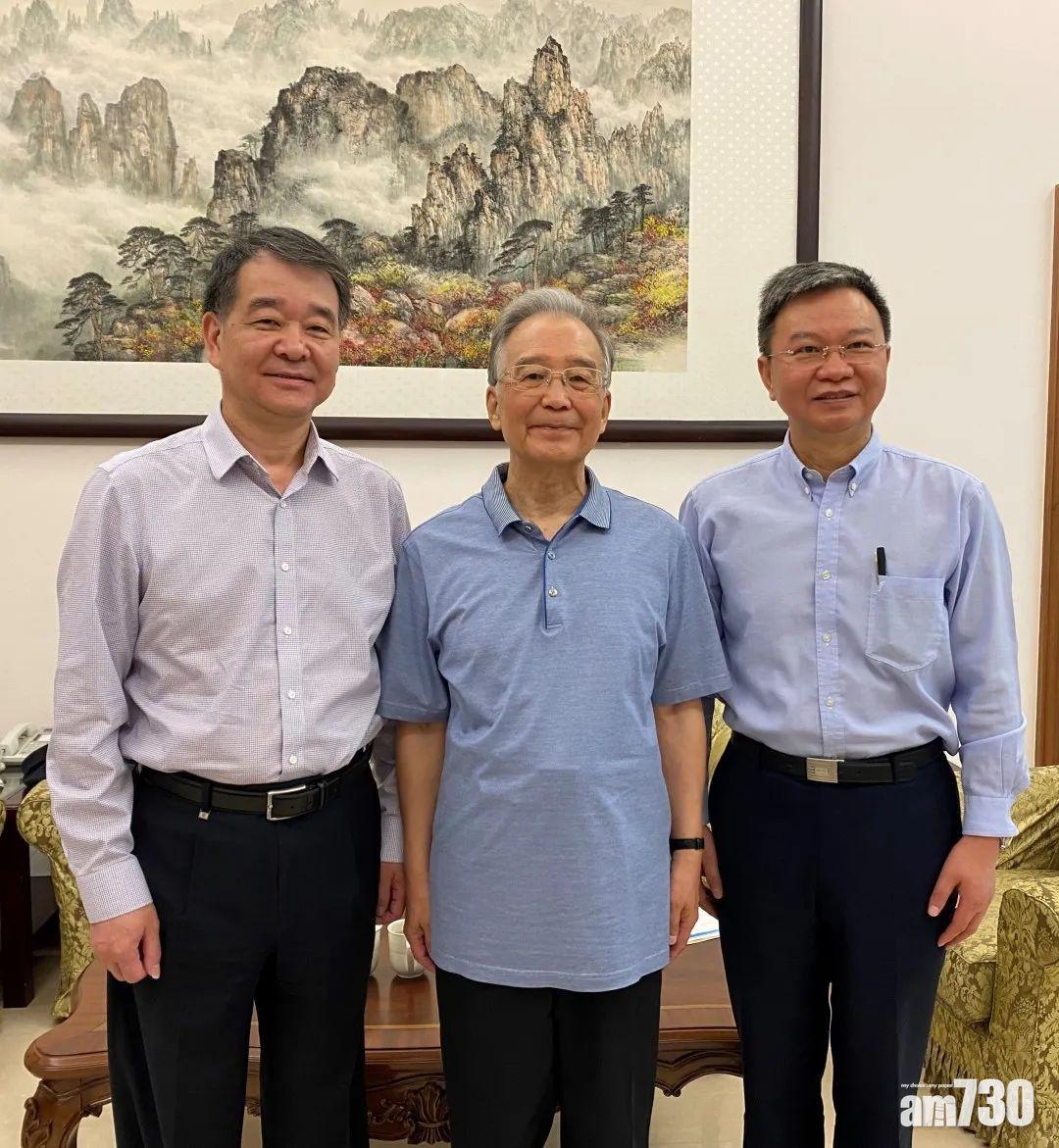 前總理溫家寶「現身」 見蘭州大學高層