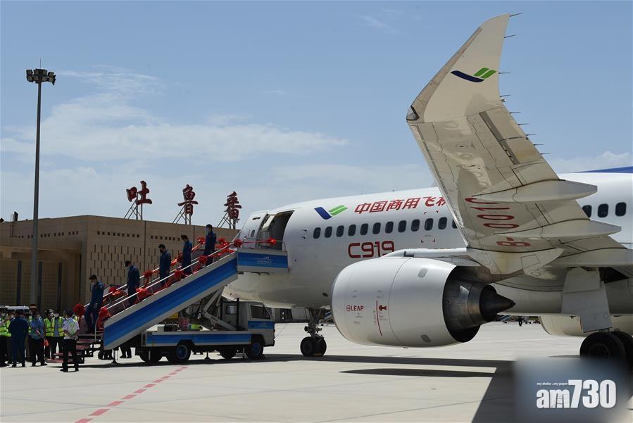 國產客機C919抵吐魯番 酷熱中試飛1個月