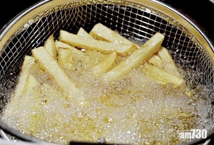 【不幸】防鏽潤滑劑誤當食油炸薯條 老婦氣體中毒死亡