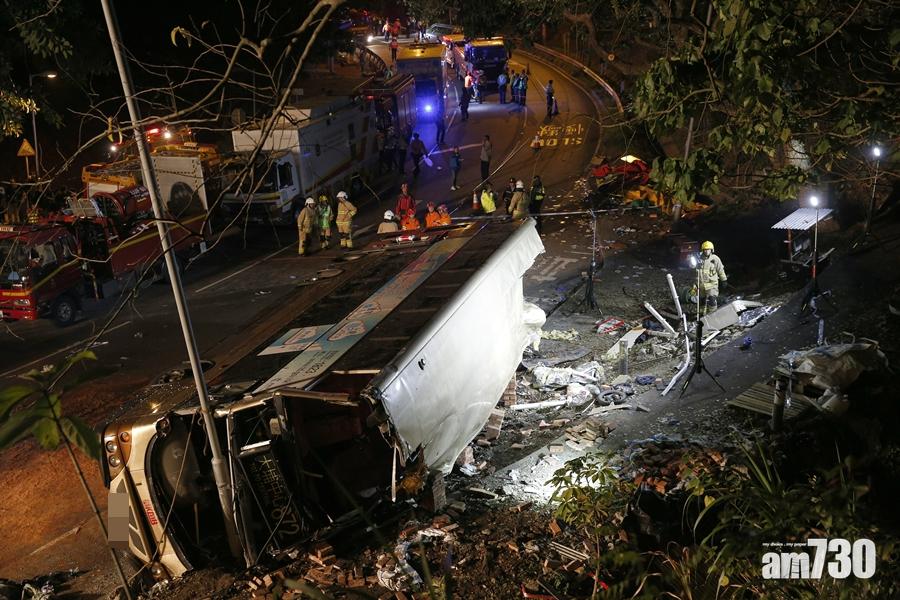 大埔19死巴士車禍   司機認誤殺囚14年終身停牌