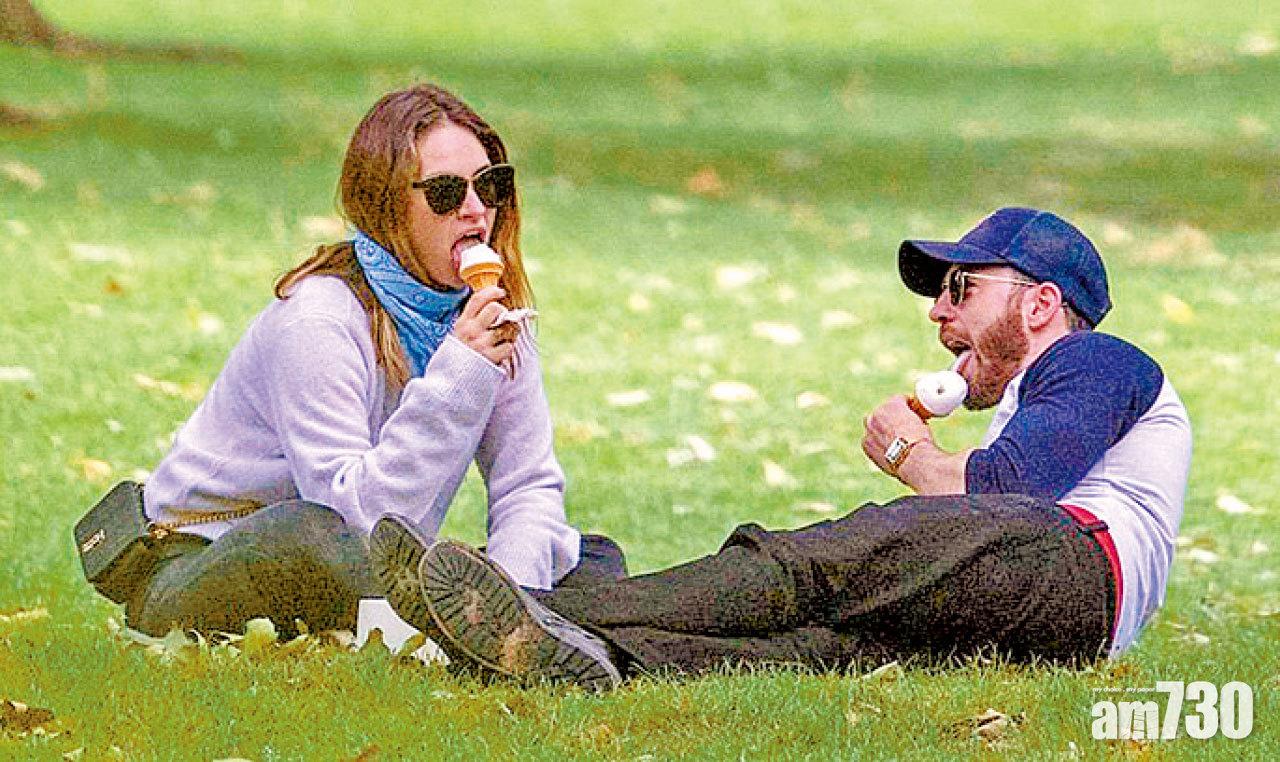 基斯 莉莉 公園談心食雪糕