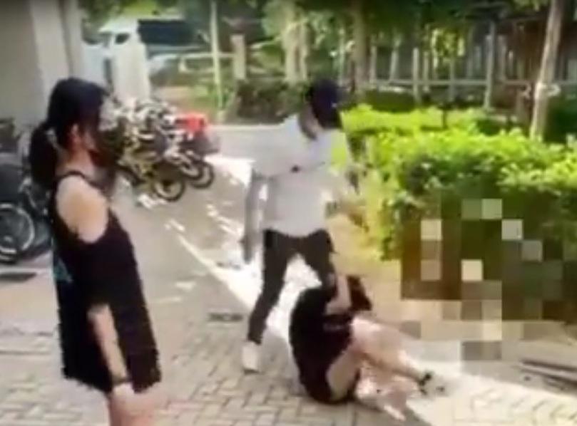 少年男女涉掌摑13歲女童被捕