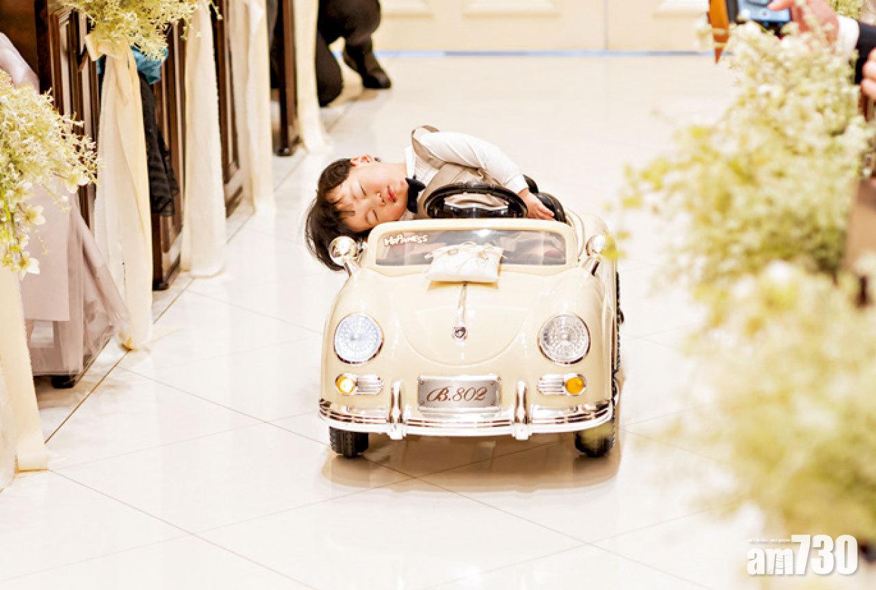 無電花仔成婚禮焦點