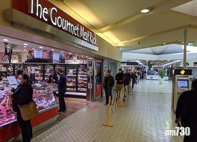 【新冠肺炎】墨爾本幾乎所有店舖須關門  肉類供應減三分一民眾搶購