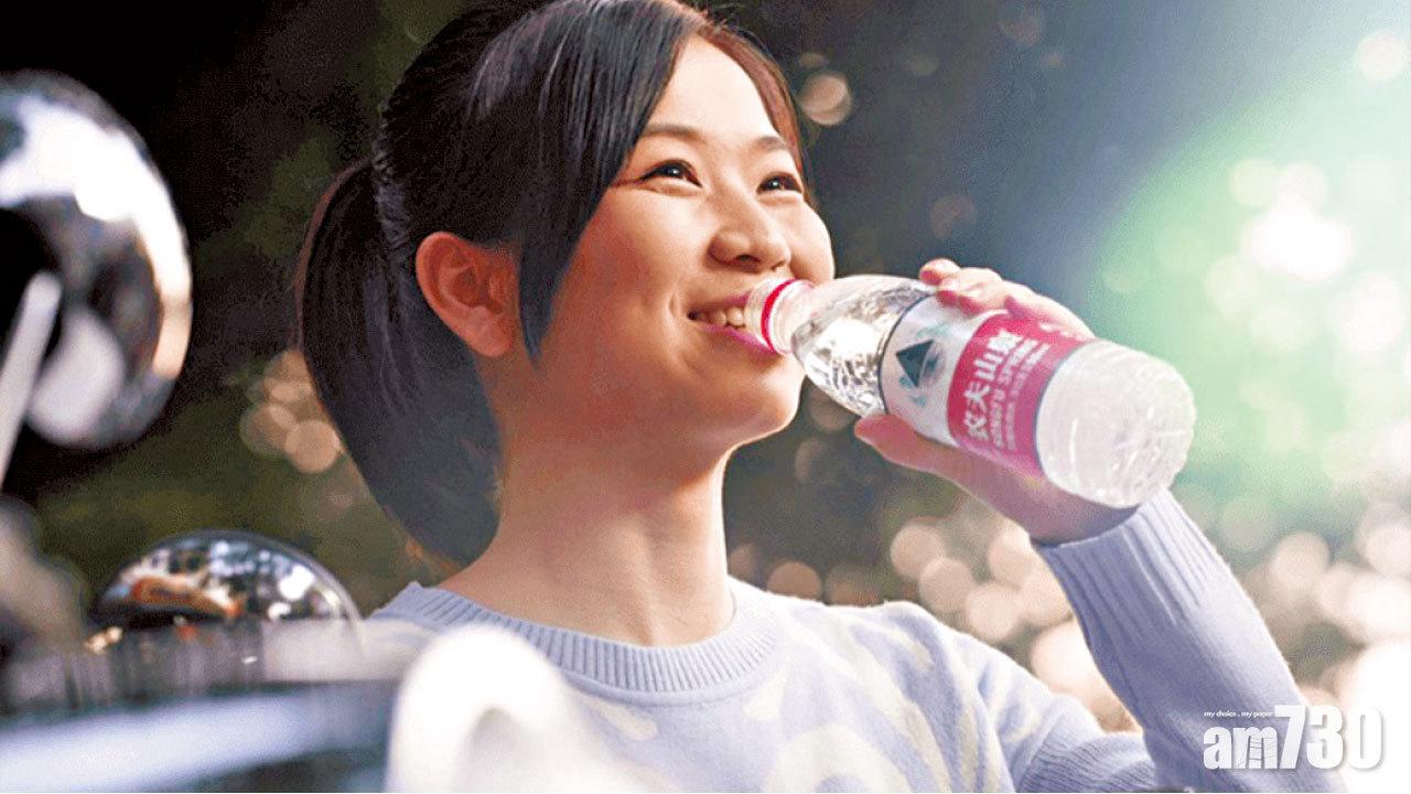 農夫山泉暗盤漲92%