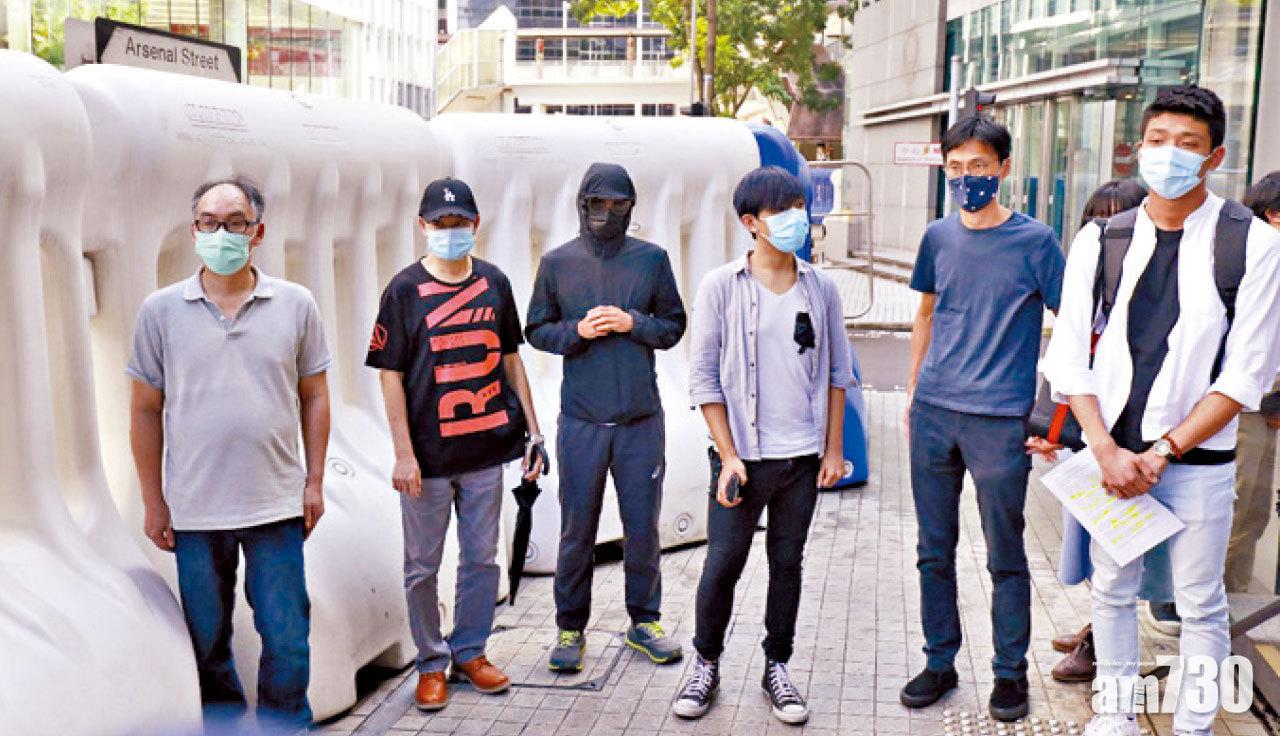 被扣港人家屬警署報案 促交代雷達及海巡紀錄