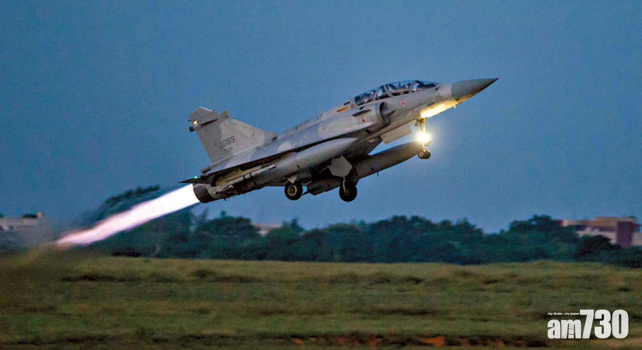 頻繁升空 解放軍機屢逼近 台4132架次戰機巡邏