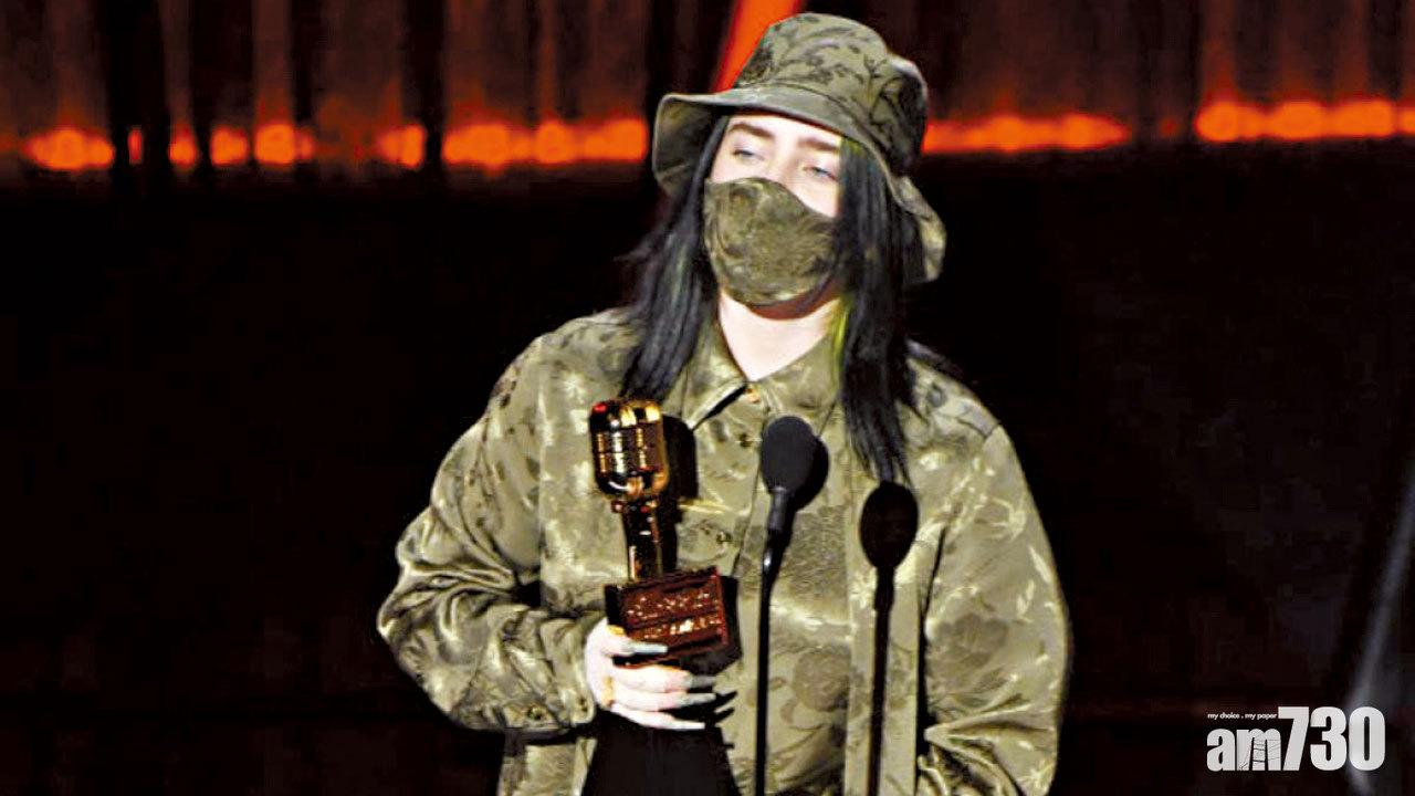 Billie奪Billboard三大獎