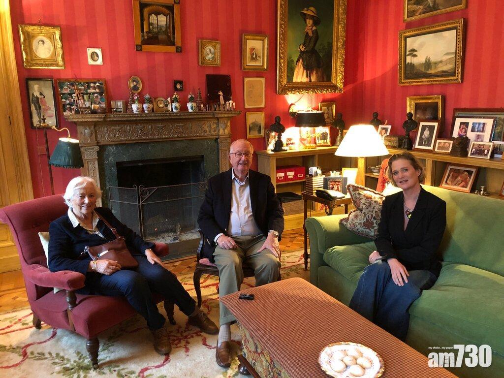 比利時前國王首見私生女