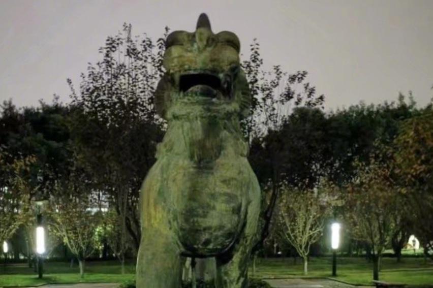 【網上熱話】望順利考試供奉獬豸  考生憂「太滯」！