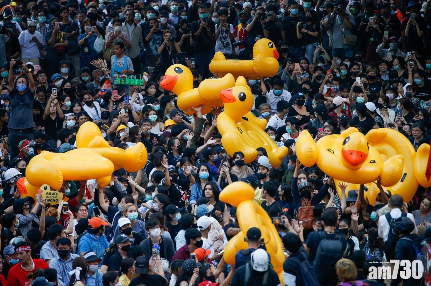 【泰國示威】今再集會料遇催淚彈  示威領袖︰要學香港抗爭者 (多圖)