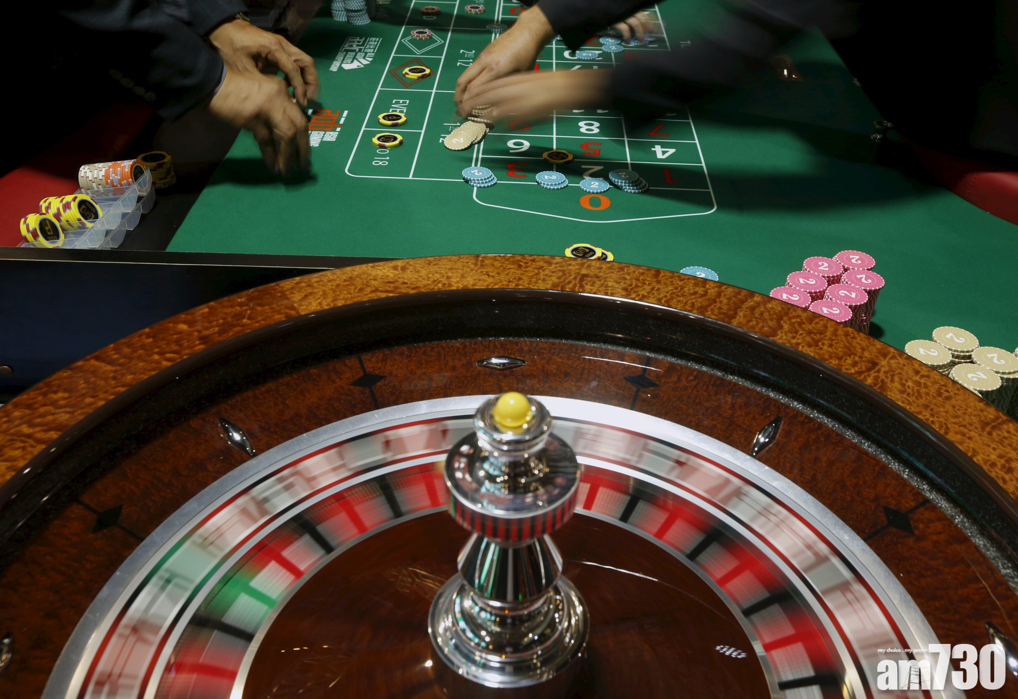 【市場數據】澳門上月博彩收入跌逾七成