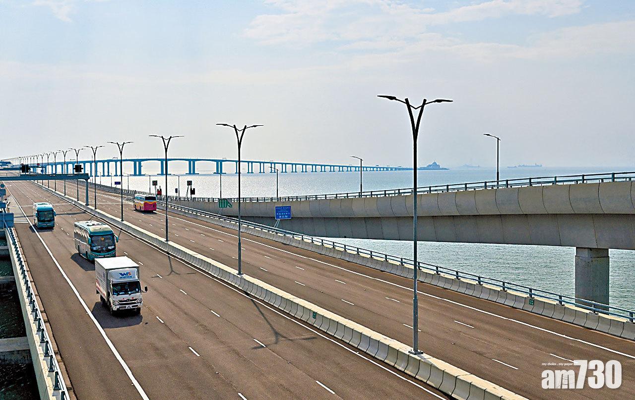 融入大灣 大橋港車北上計劃  陳帆︰研港買保險適用於內地