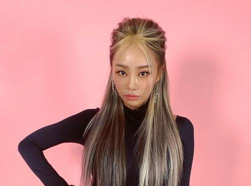 【如藤般瘦】SISTAR前隊長孝琳身材纖幼回歸