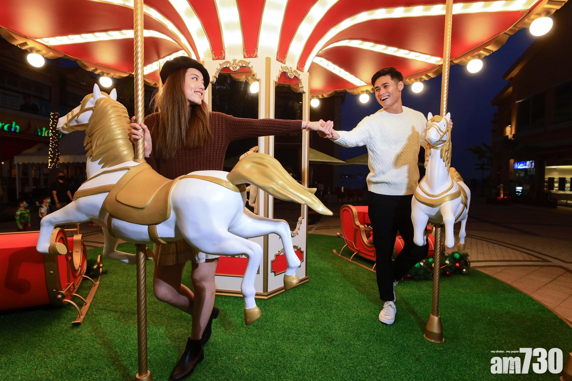 愉景灣「冬日歐洲小鎮」   搶眼夢幻旋轉木馬