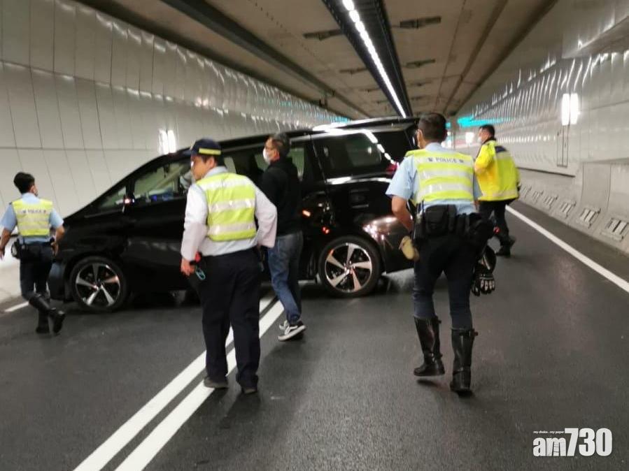 【屯赤隧道】通車前半小時駛入攔路　私家車司機涉藏武器被捕