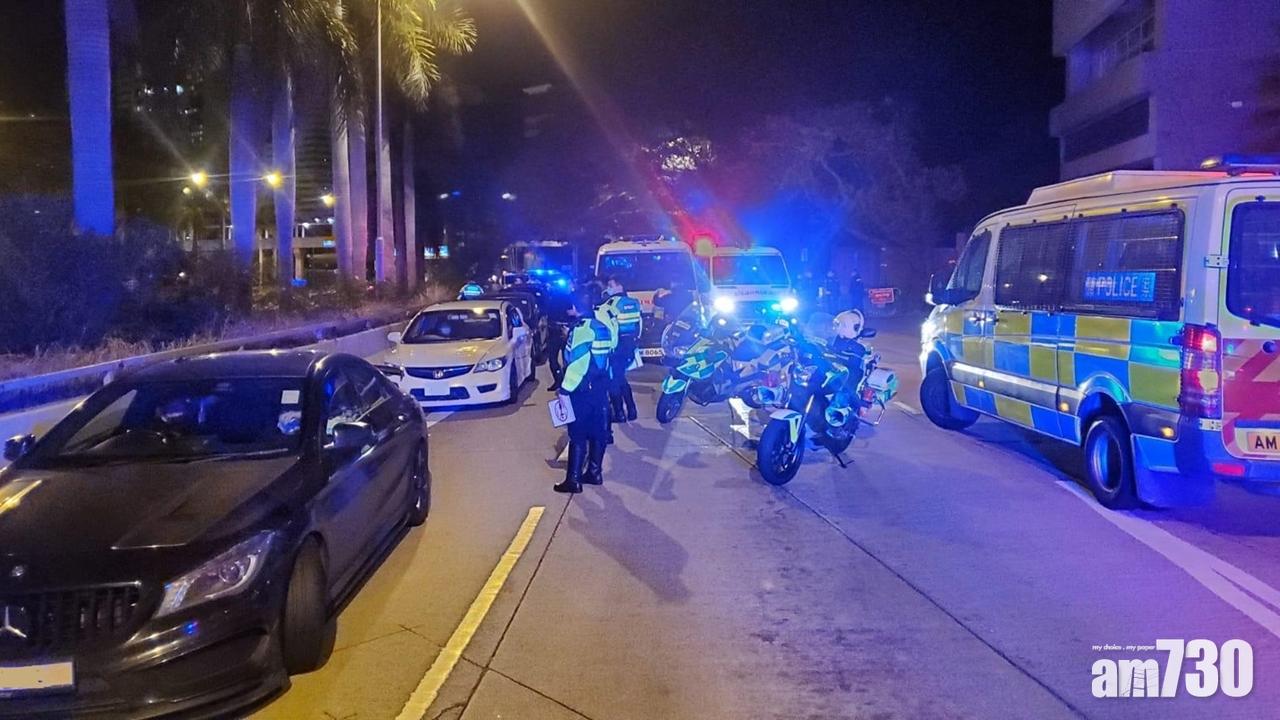 警香港仔反非法賽車拘17男 警員一度拔槍戒備