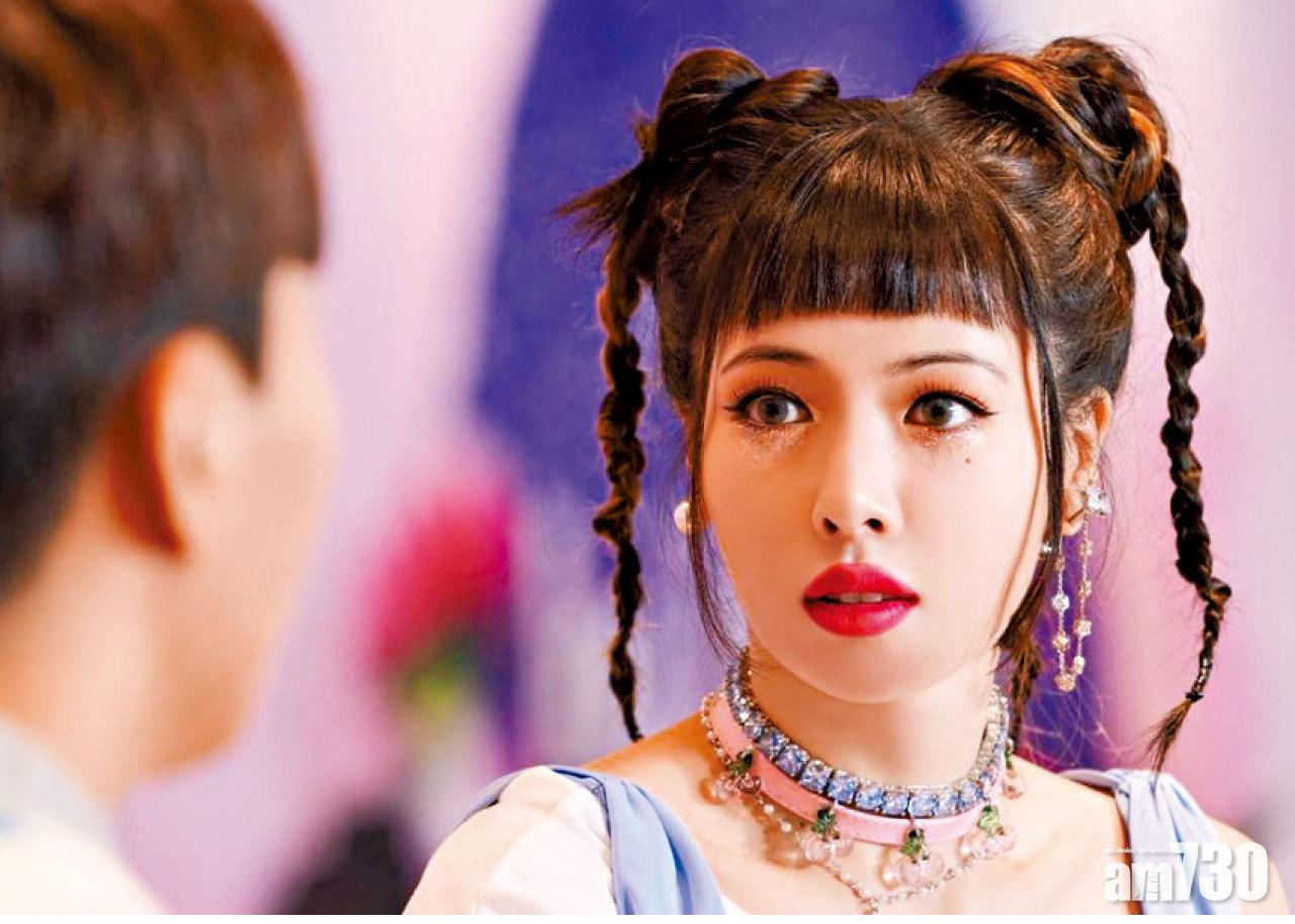 泫雅多謝肥仔PSY照顧