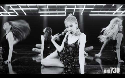 成首位登《Tonight Show》韓流歌手 Rosé新專題突破50萬訂購