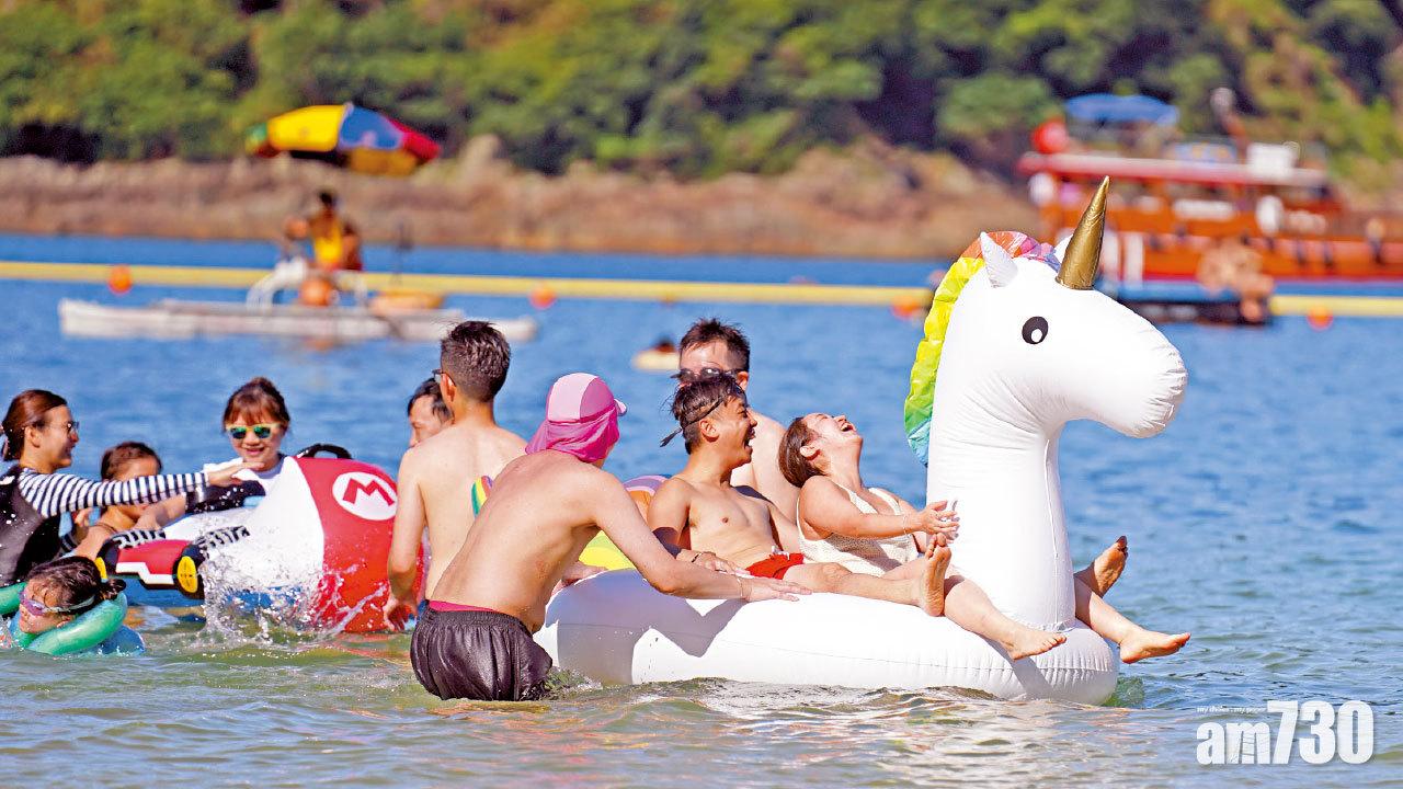 防疫減辣 重開泳池泳灘 戲院主題樂園七成五入場