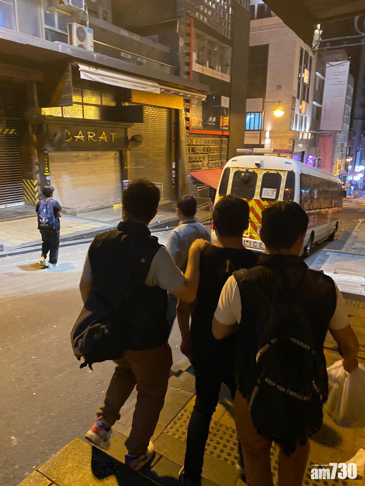 警方打擊餐飲處所及派對房違規營業 多人被捕及票控