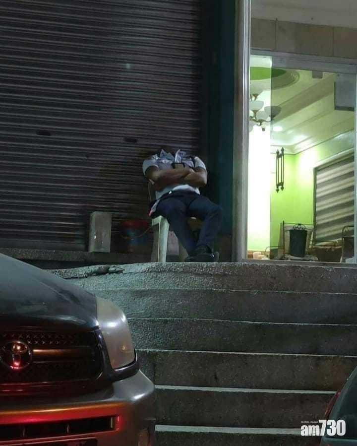 嚇死人咩｜晚上遇「無頭保安」　網友：邊有賊敢行埋去