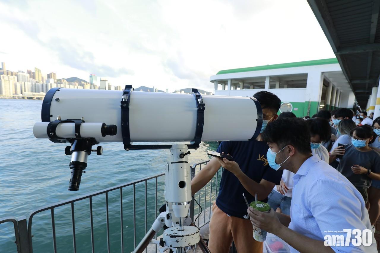 月全食｜「超級血月」今晚現身　重溫最佳觀賞方向及時間