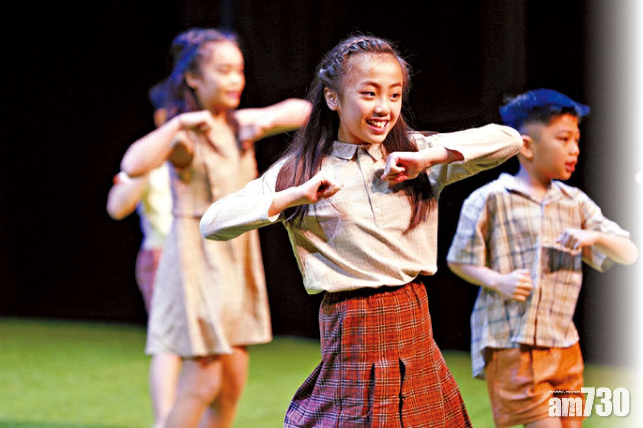 化身音樂劇小演員