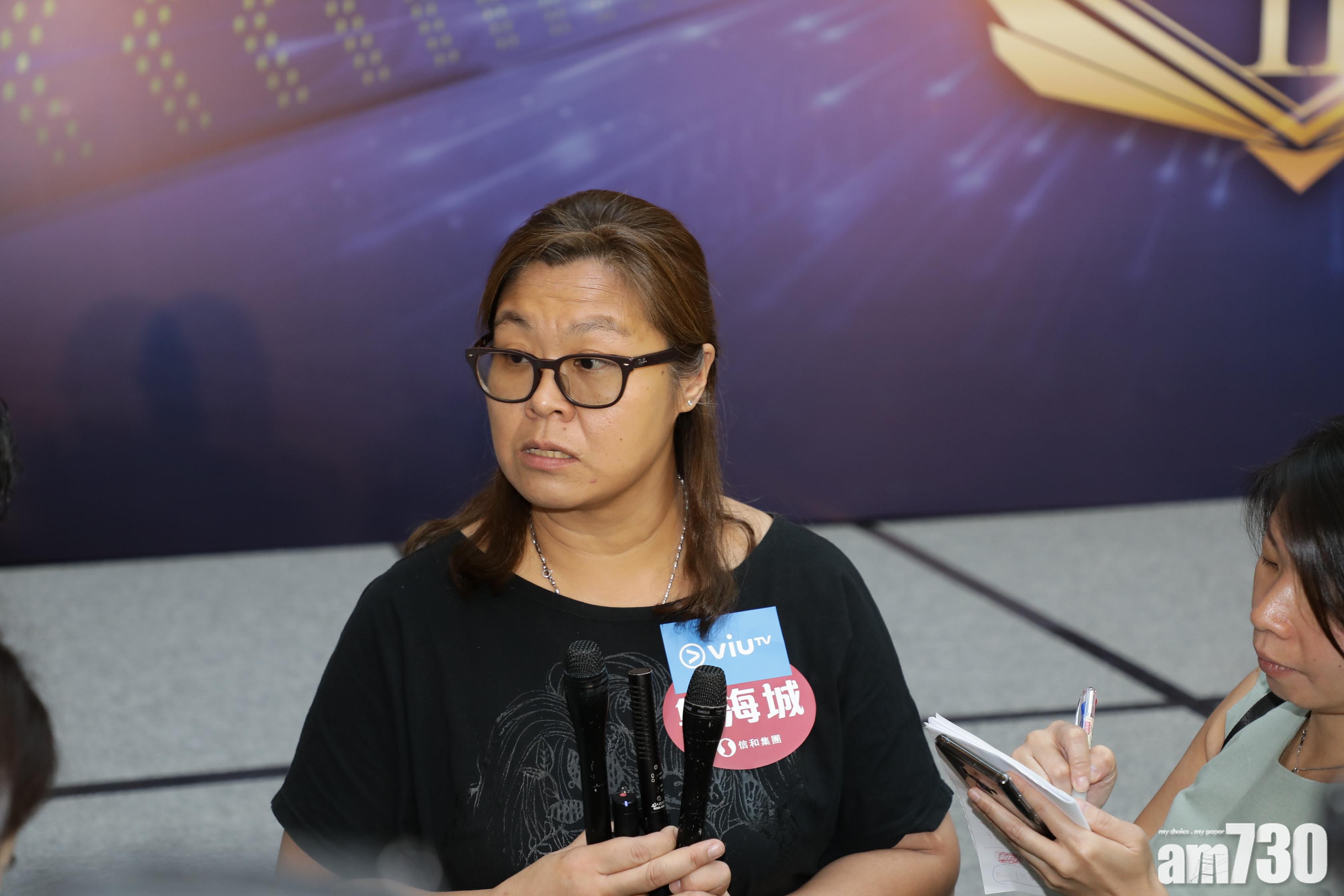 逾13萬人加入關注組 花姐讚「老公」有愛︰女人可以貪心啲