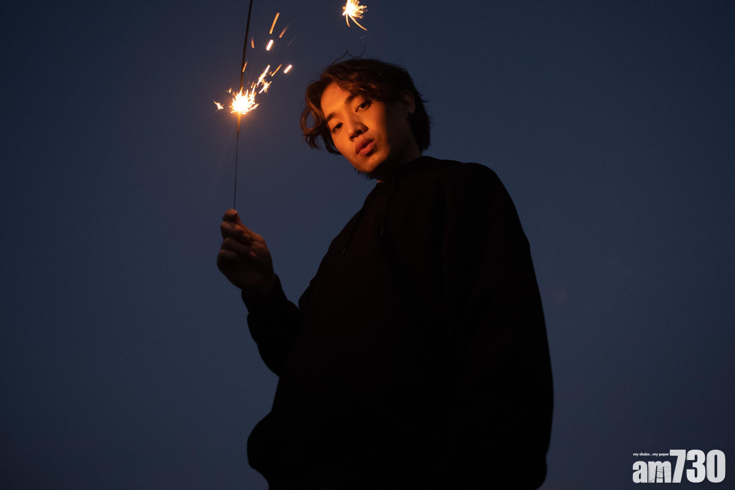 Jer拍新歌《砂之器》MV爆喊　靠媽咪逼出眼淚