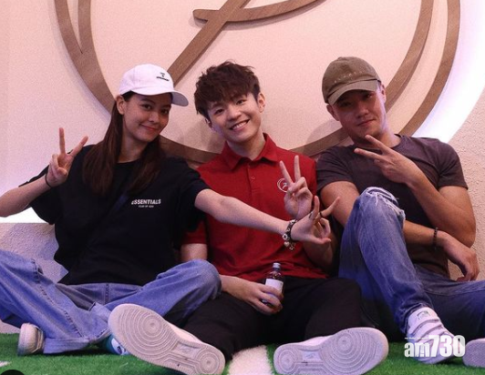 另類放閃｜黃定謙曬陳卓賢盧慧敏合照  籲Ian開戲俾無限斜棟合體