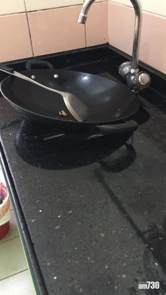 網上熱話｜鋅盤太細洗唔到鑊求教　網民：以為用緊電磁壚炒菜