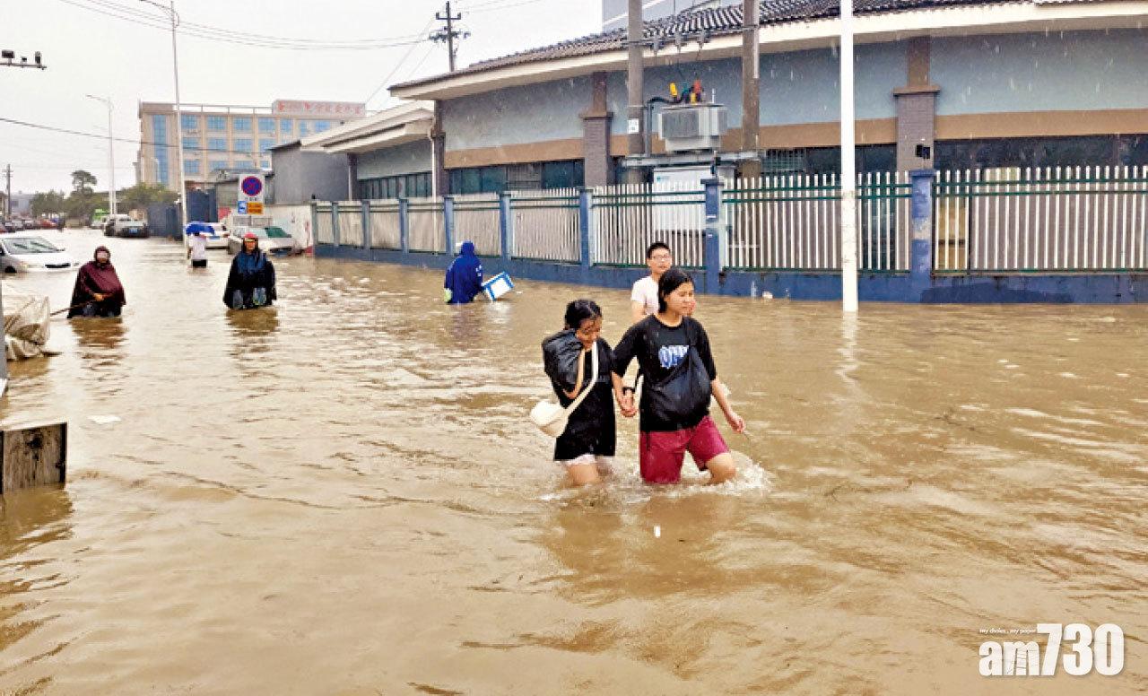 來勢洶洶 兩地疏散逾180萬人 颱風煙花直撲浙滬