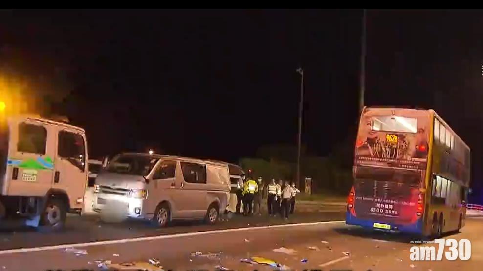 青朗公路巴士撼輕型貨車  巴士司機死亡