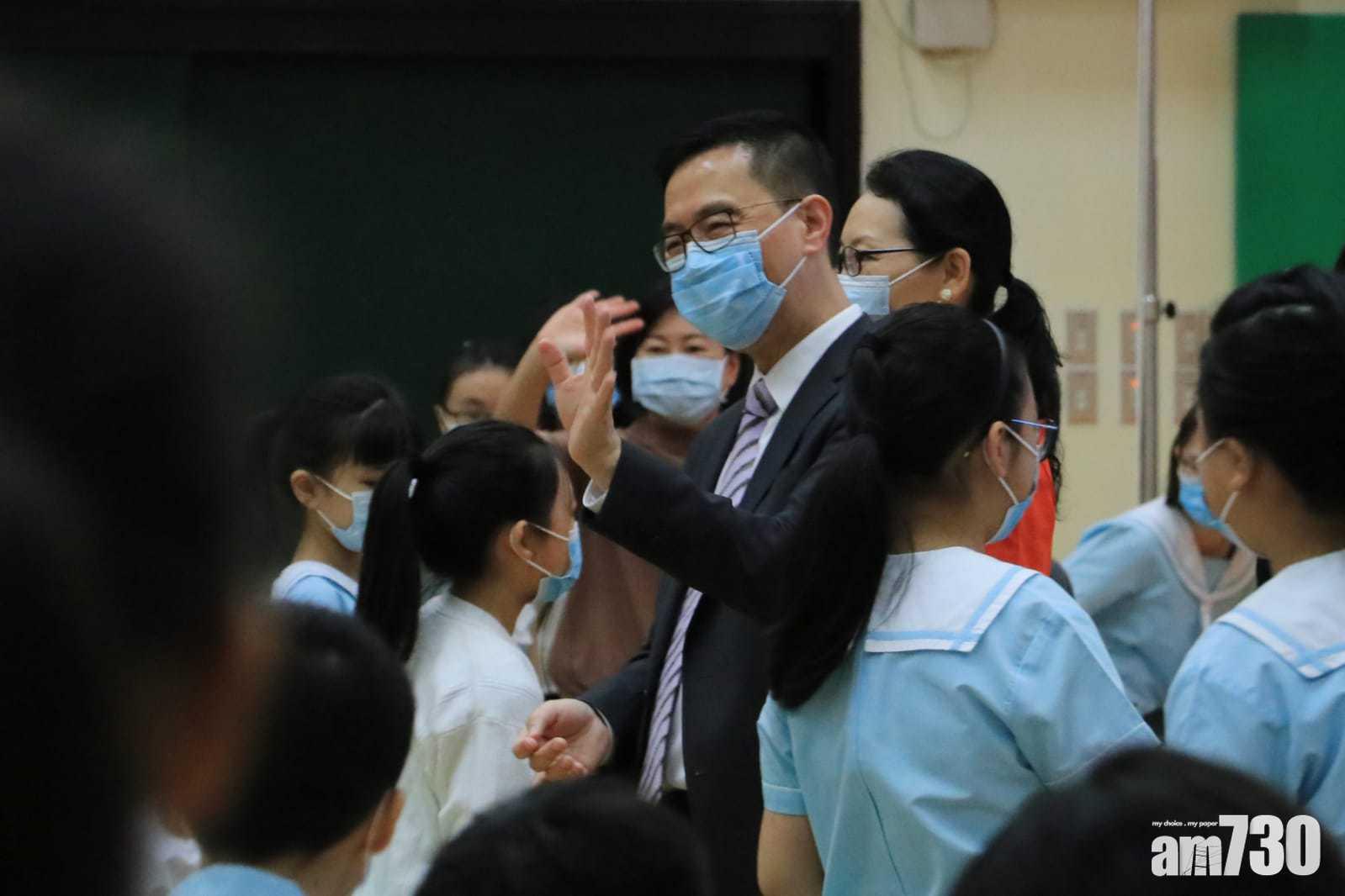 開學日｜楊潤雄：下周檢視學校接種率　強調教職員須為公社科負責任