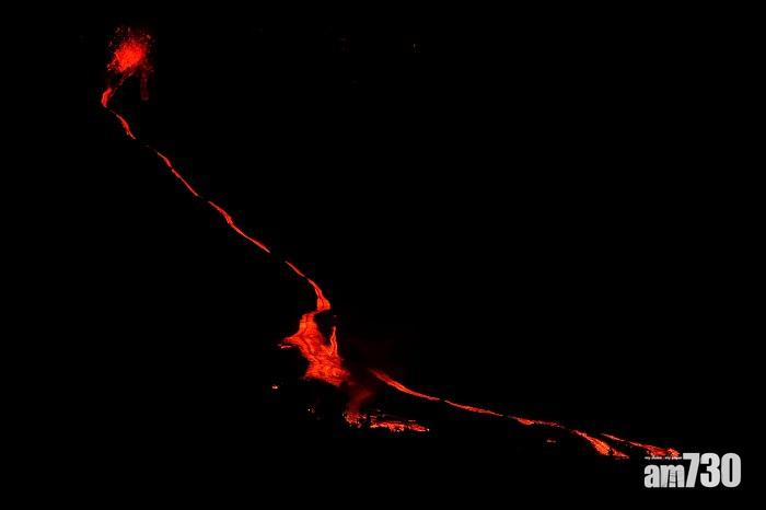 西班牙火山島爆發430民居被毀　專家指或持續3個月