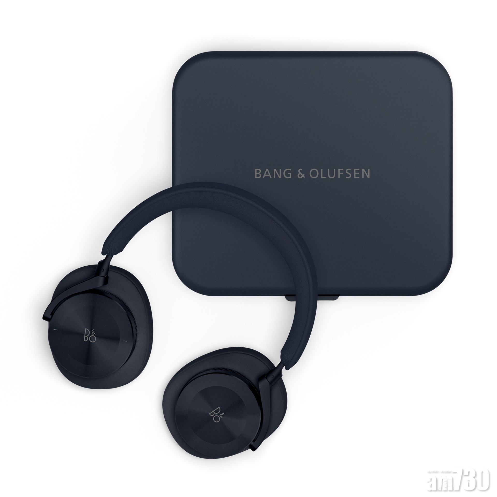 B&O旗艦級Beoplay H95 增添海軍藍與深栗雙色