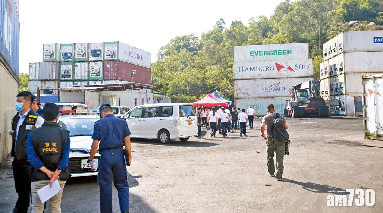 海上走私｜警打擊走私活動扣查5快艇 龍鼓灘貨櫃場檢5億元凍肉