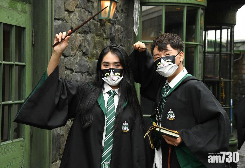 北京環球影城｜出租哈利波特魔法袍生意旺 7天賺2萬人仔