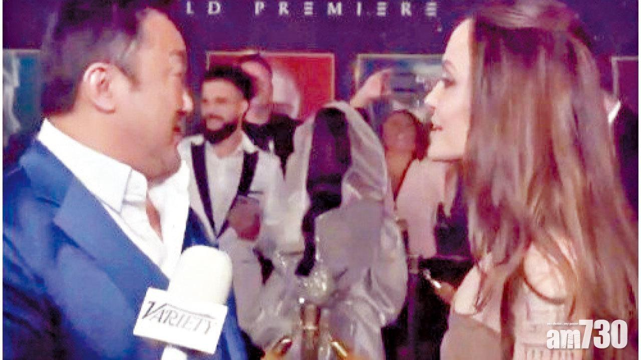 偕細17年女友出席《永恆族》首映  馬東石見女就攬