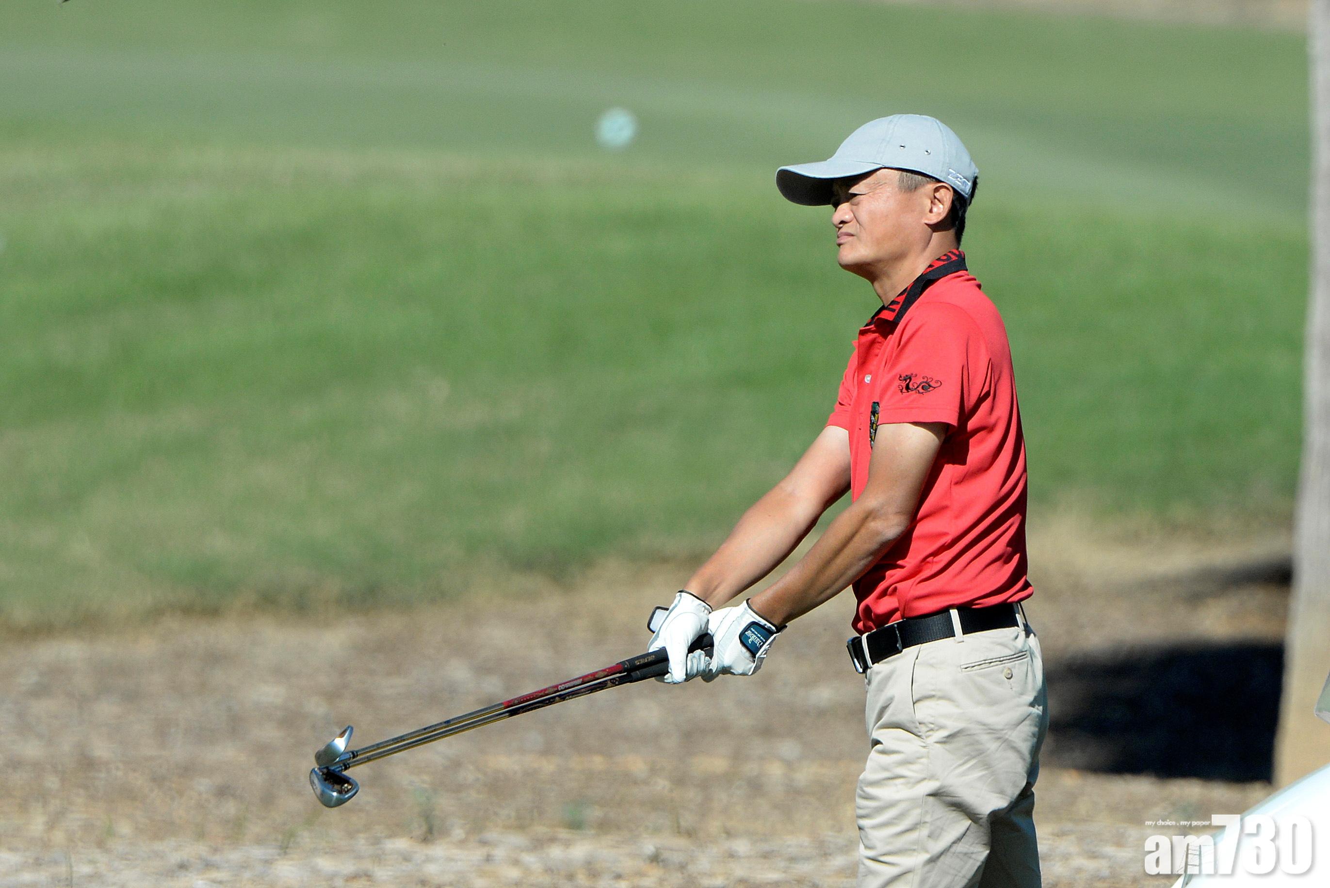 有圖有相｜馬雲現身西班牙打波