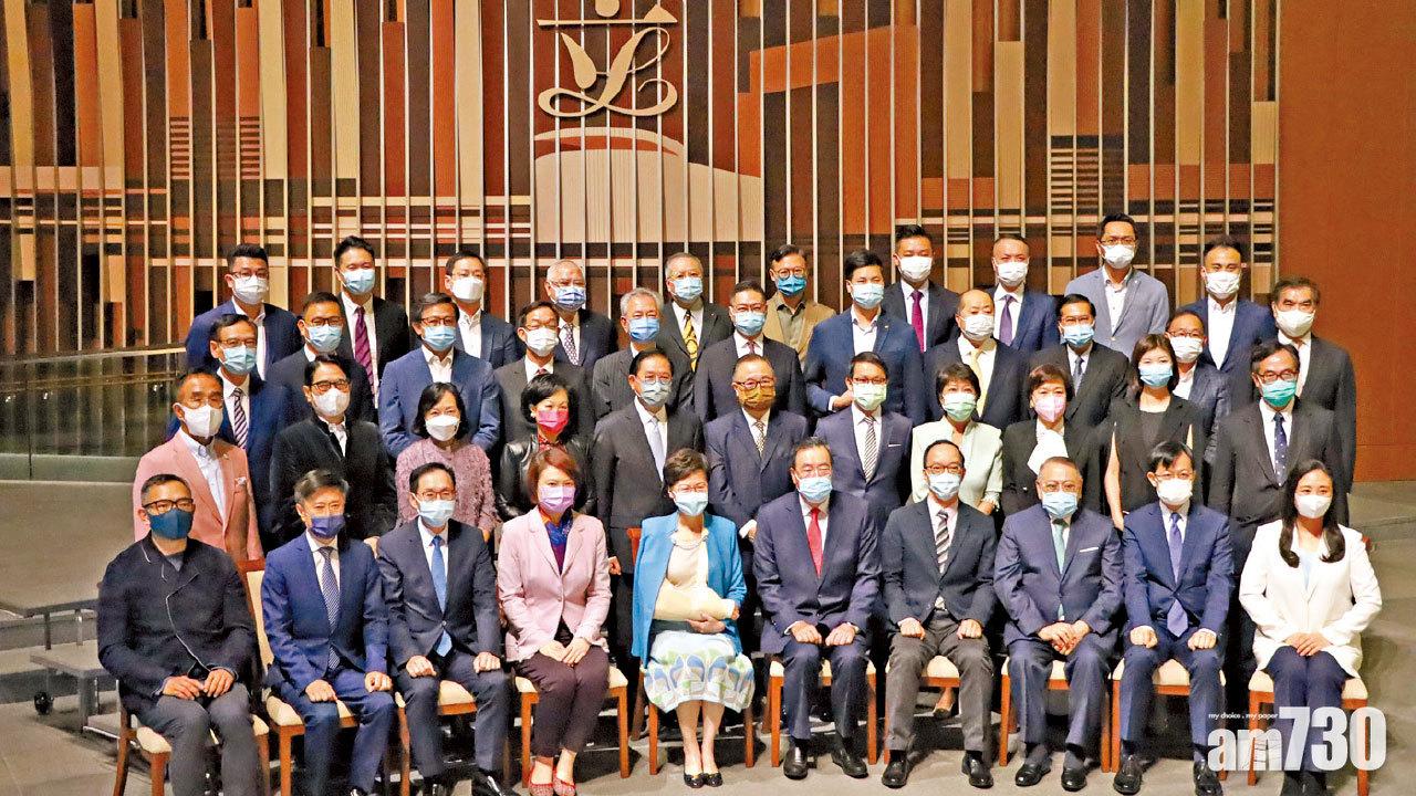 傷後復工｜不應再以短視眼光規劃香港  林鄭相同場合講 「肺腑之言」