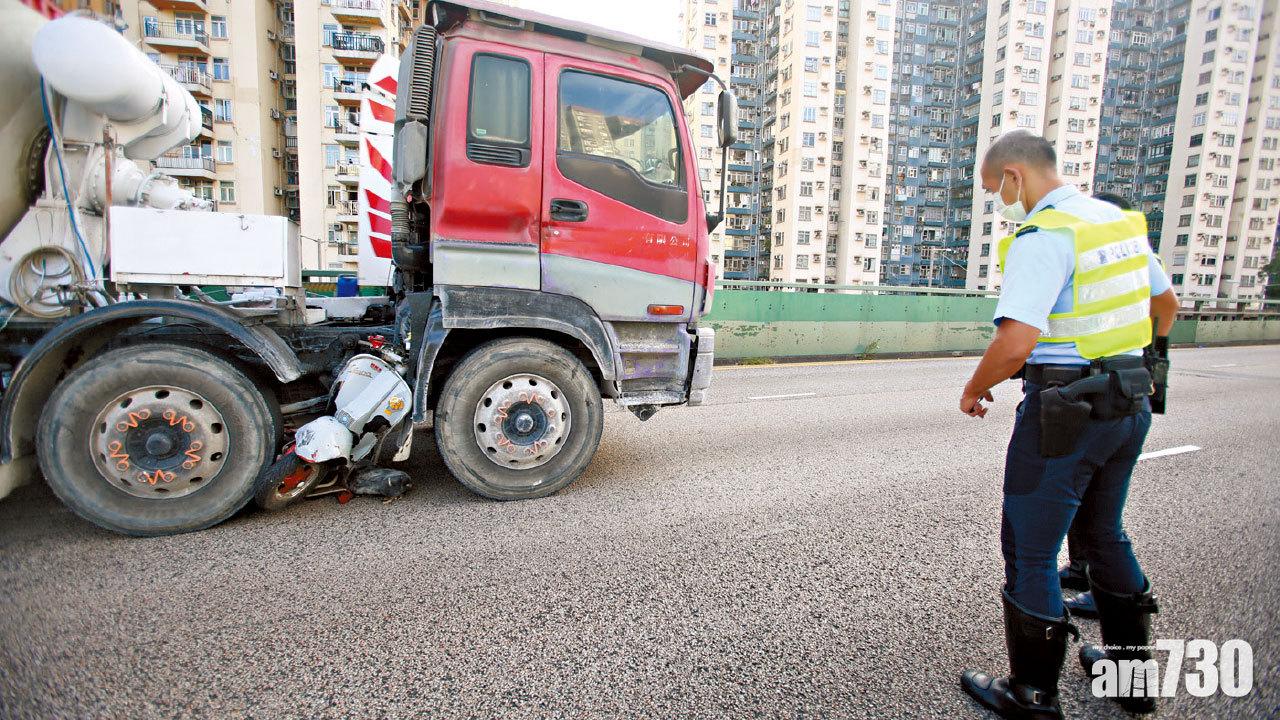 致命車禍｜美孚電單車與田螺車相撞 鐵騎士捲車底不治