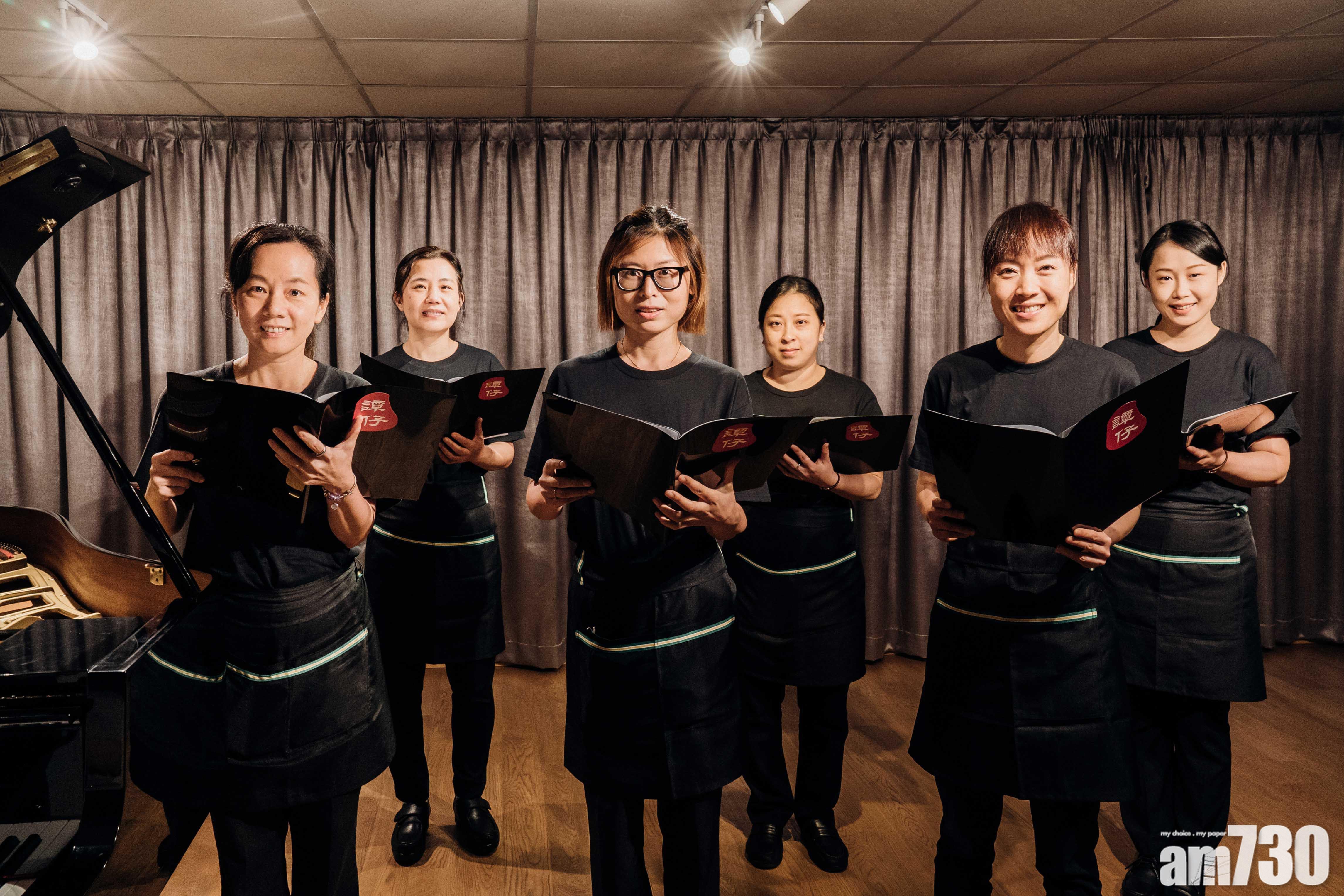 譚仔女聲合唱團深水埗成軍 新歌唱賀譚仔雲南米線25周年