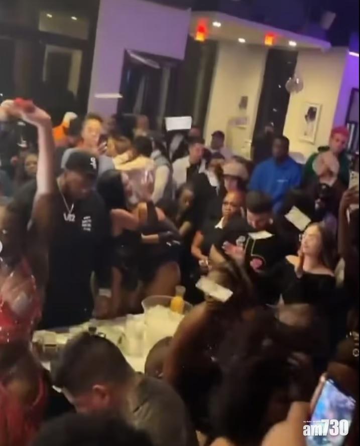 拉斯維加斯脫衣舞夜總會逾千人面試   High爆表演險釀人踩人