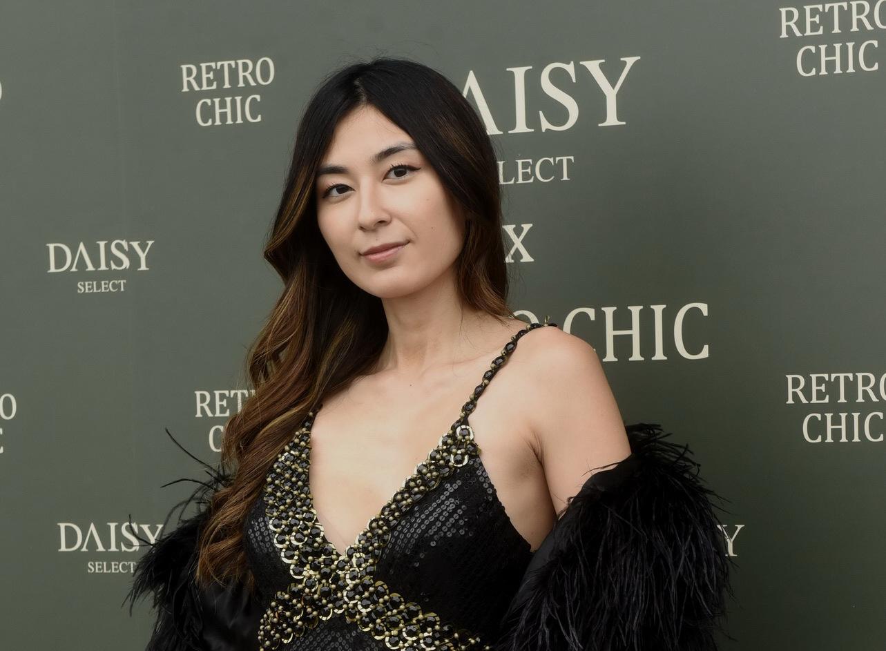 大女笑鄧梓峰鍾意被影