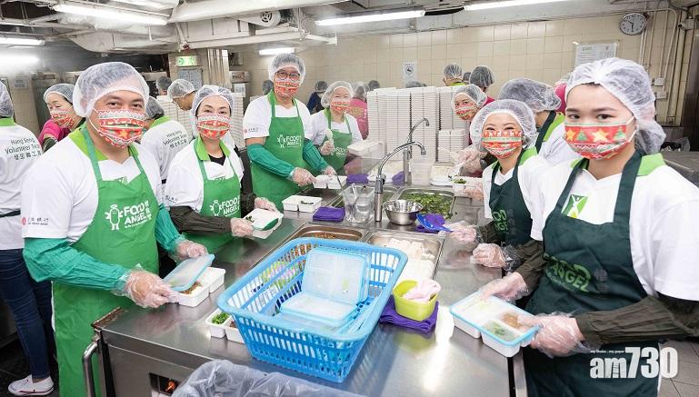 恒生惜食堂聖誕送暖派逾3千飯盒