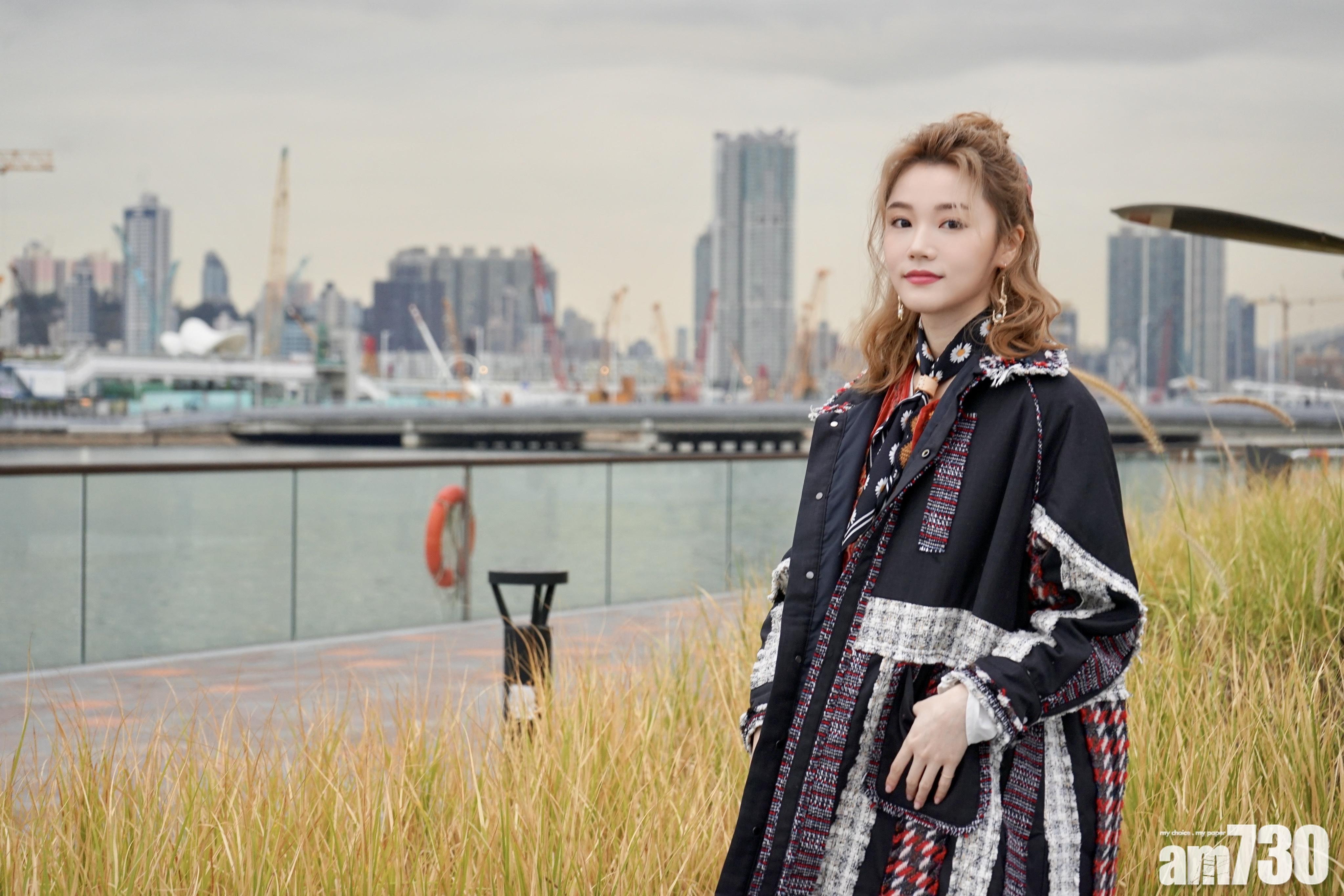 Yanny@SG生日獲劇組送驚喜 寄望年年有工開