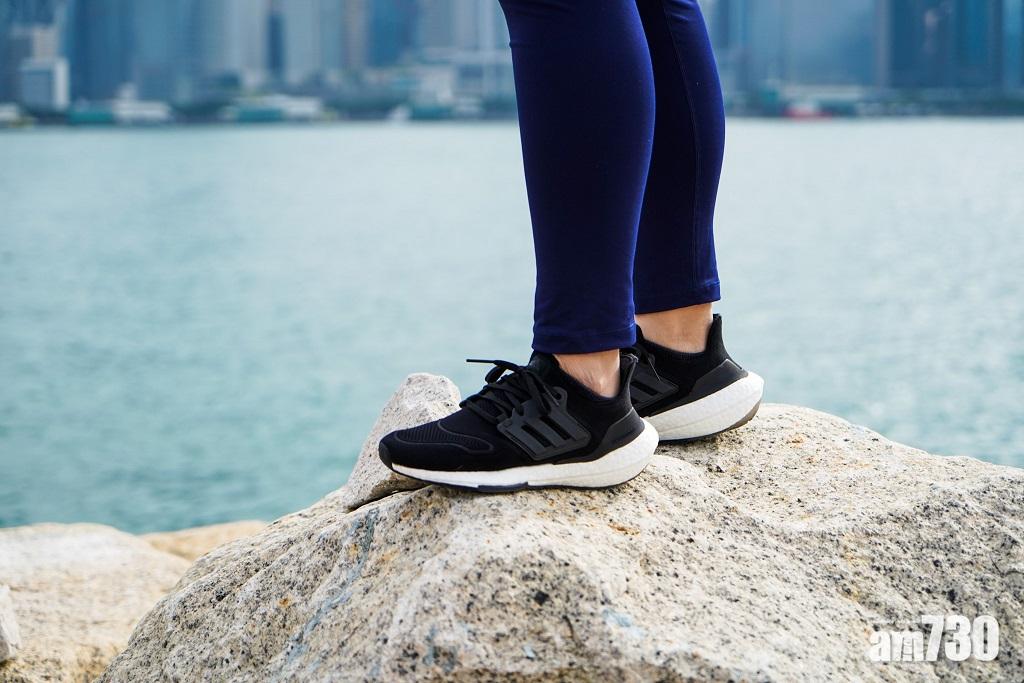 Ultraboost 22實測｜女性專用跑鞋 與UB21有甚麼改進？