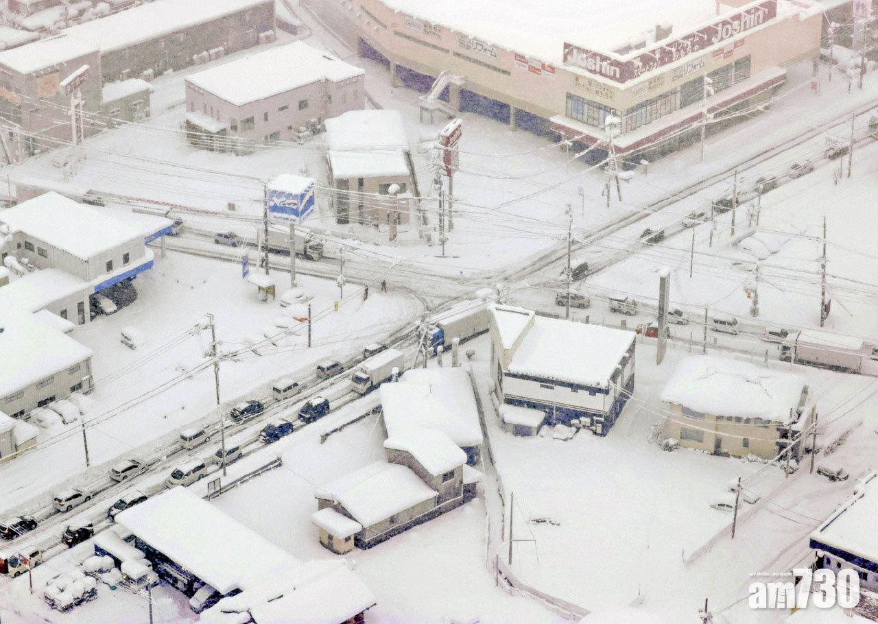 寒流侵襲｜滋賀縣雪量超平均34倍 日本關西降雪破紀錄